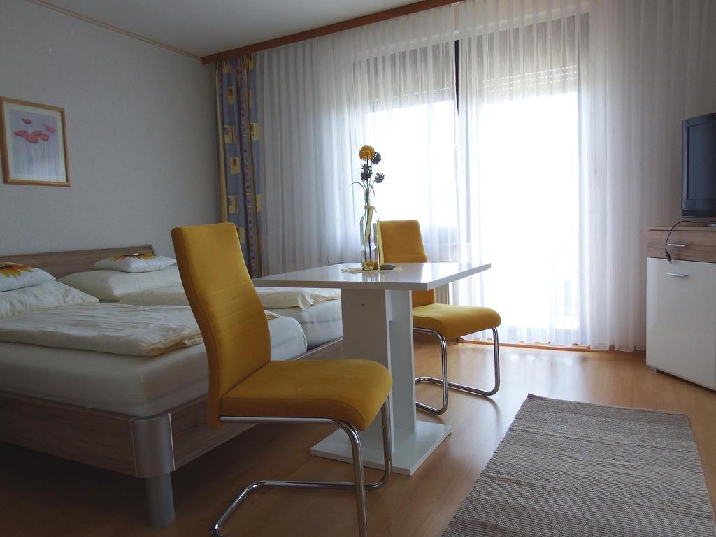 Haus Margarethe Hotel Moerbisch Am See Ngoại thất bức ảnh