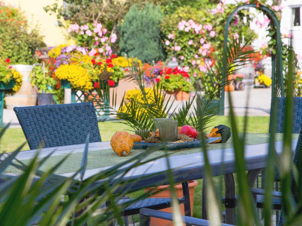 Haus Margarethe Hotel Moerbisch Am See Ngoại thất bức ảnh